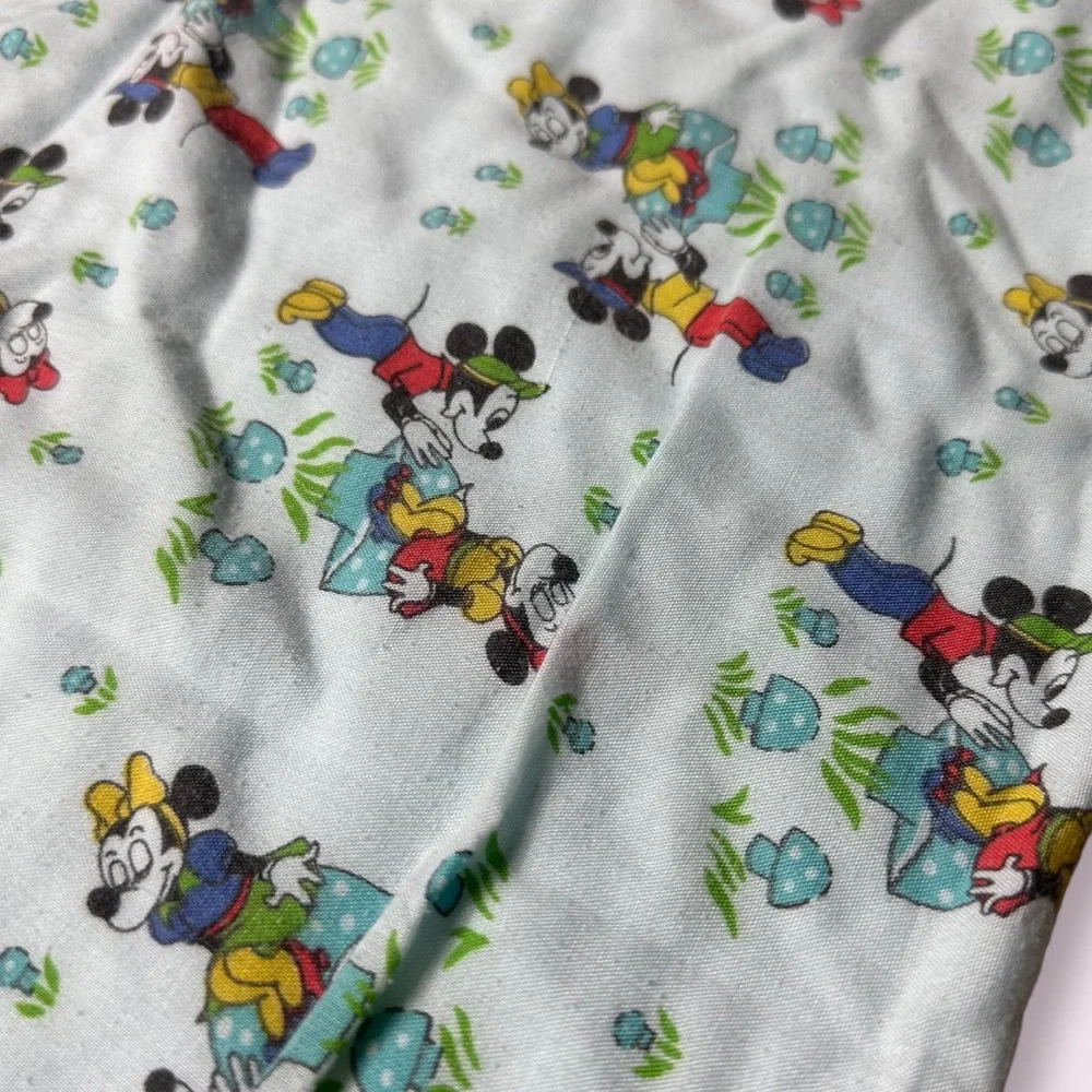 Vintage Disney Mickey And Minnie Mouse Light Blue Outdoor Mushroom Scene Blanket - Picture 5 of 6
